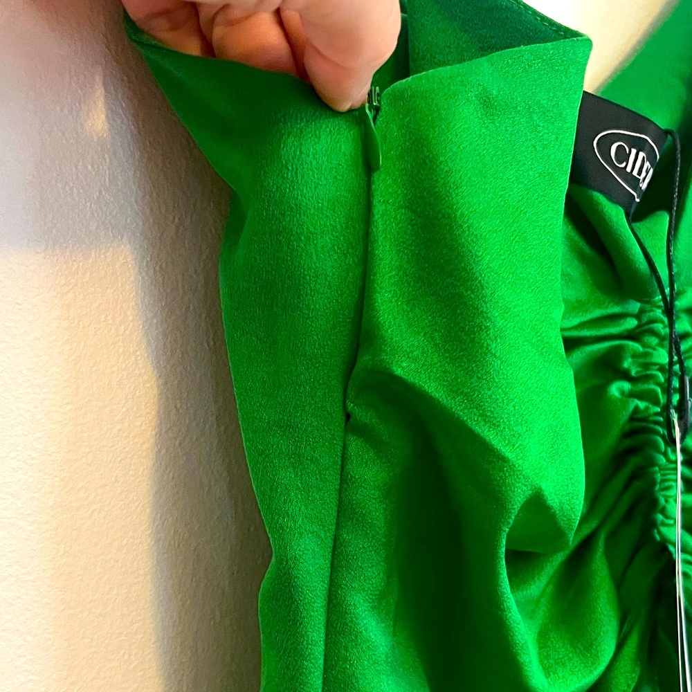Cider Vibrant Green Mini Dress - Picture 5 of 6